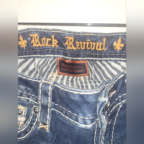 Fashion Jeans. Take a look. - Picture 3 of 16